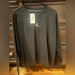 Calvin Klein crewneck size 1x NEW
